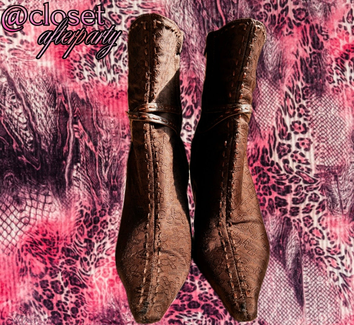 VINTAGE BCB Girls All over Monogram Ankle Boots